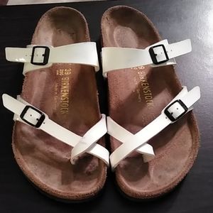 Birkenstock Mayari Sandels